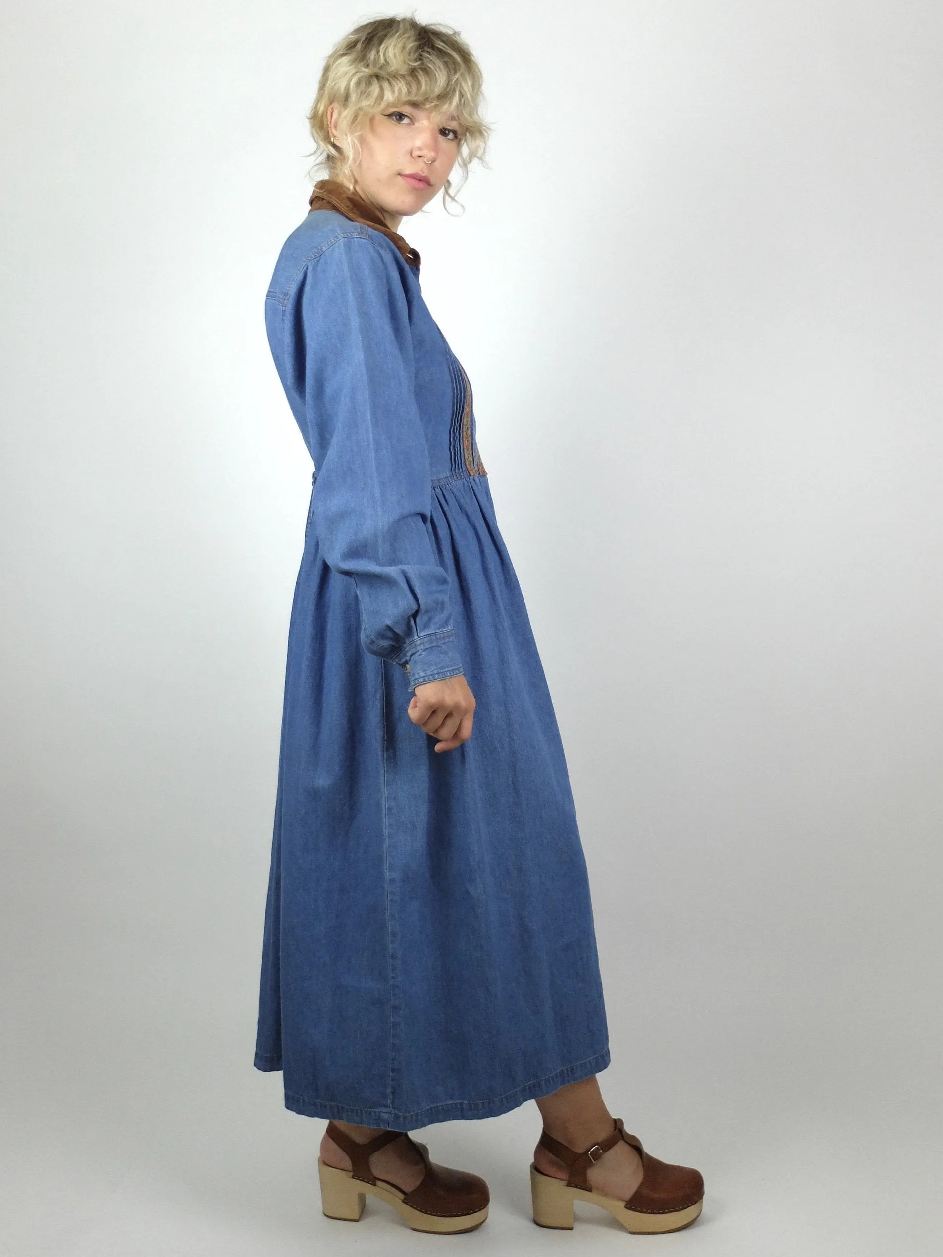 80s Bohemian Hippie Prairie Western Blue Denim Collared Long Sleeve Button Up Dress