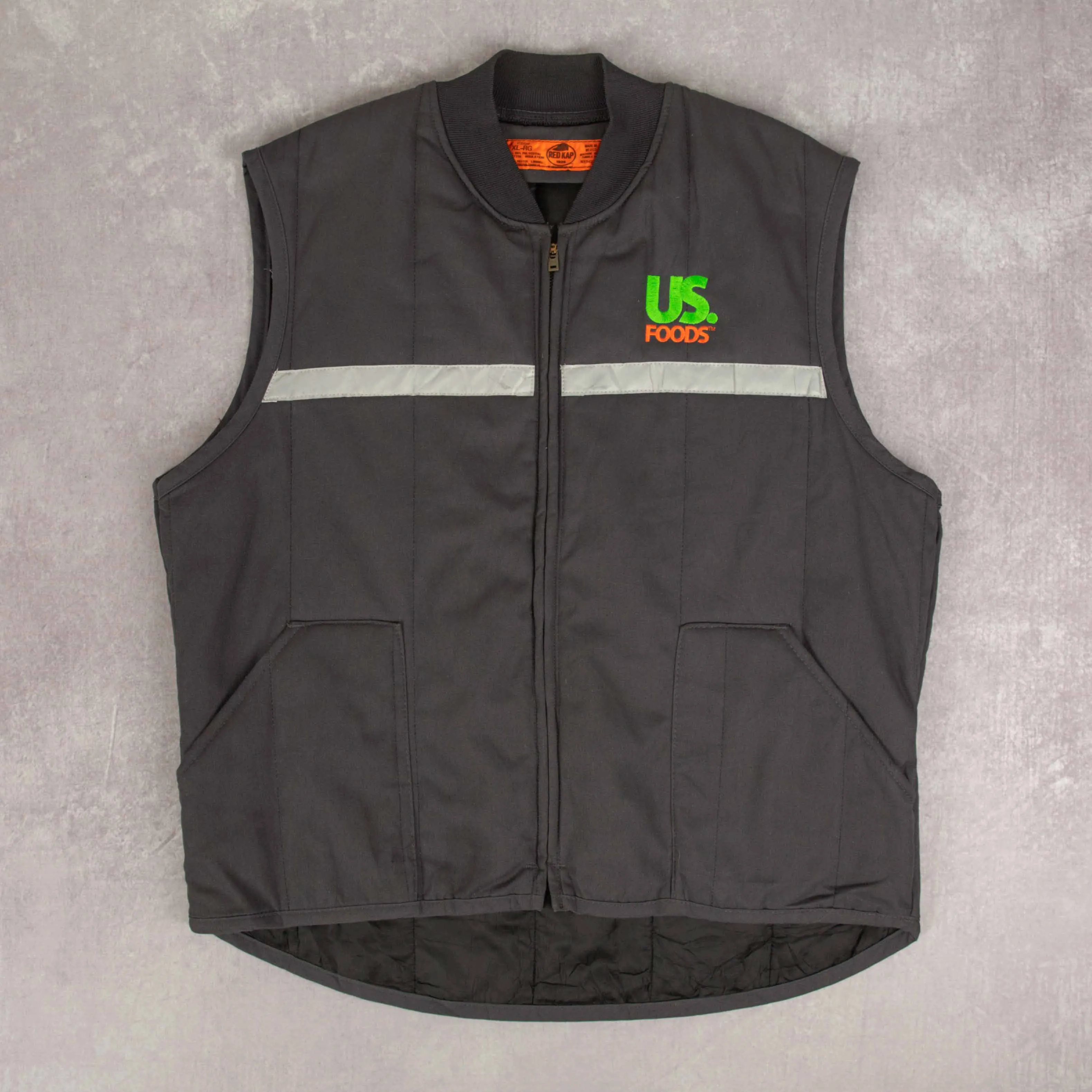 MEN'S VINTAGE RED KAP US FOODS WORKWEAR GILET JACKET - X-LARGE