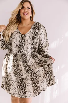 NYC Sights Snake Print Shift Dress Curves