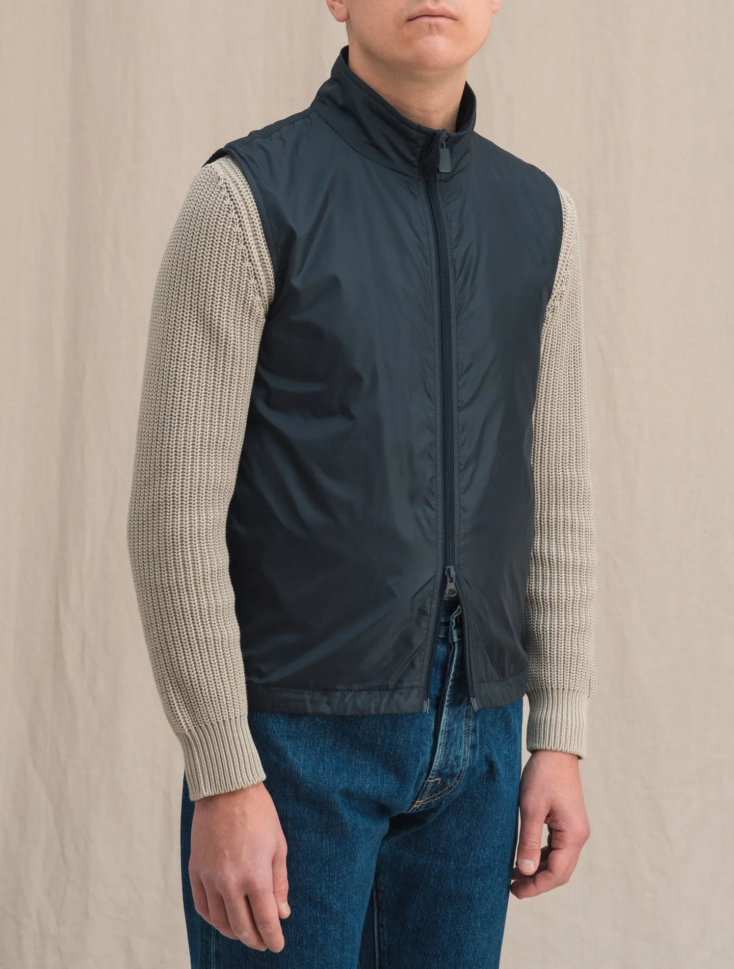 Vernes Lightweight Vest Navy